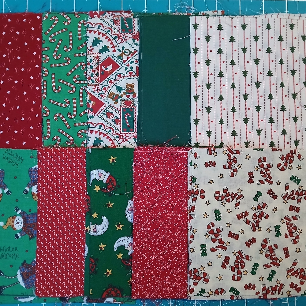 40 Vintage Christmas Fabric Pre-cut Squares 5.75 Inch